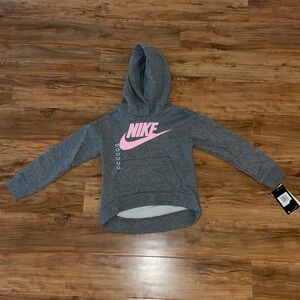 Nike girls size 6 hoodie new with tags